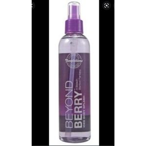 Bath & Body Works Temptations Beyond Berry Iced Splash 7.6oz Discontinued Rare